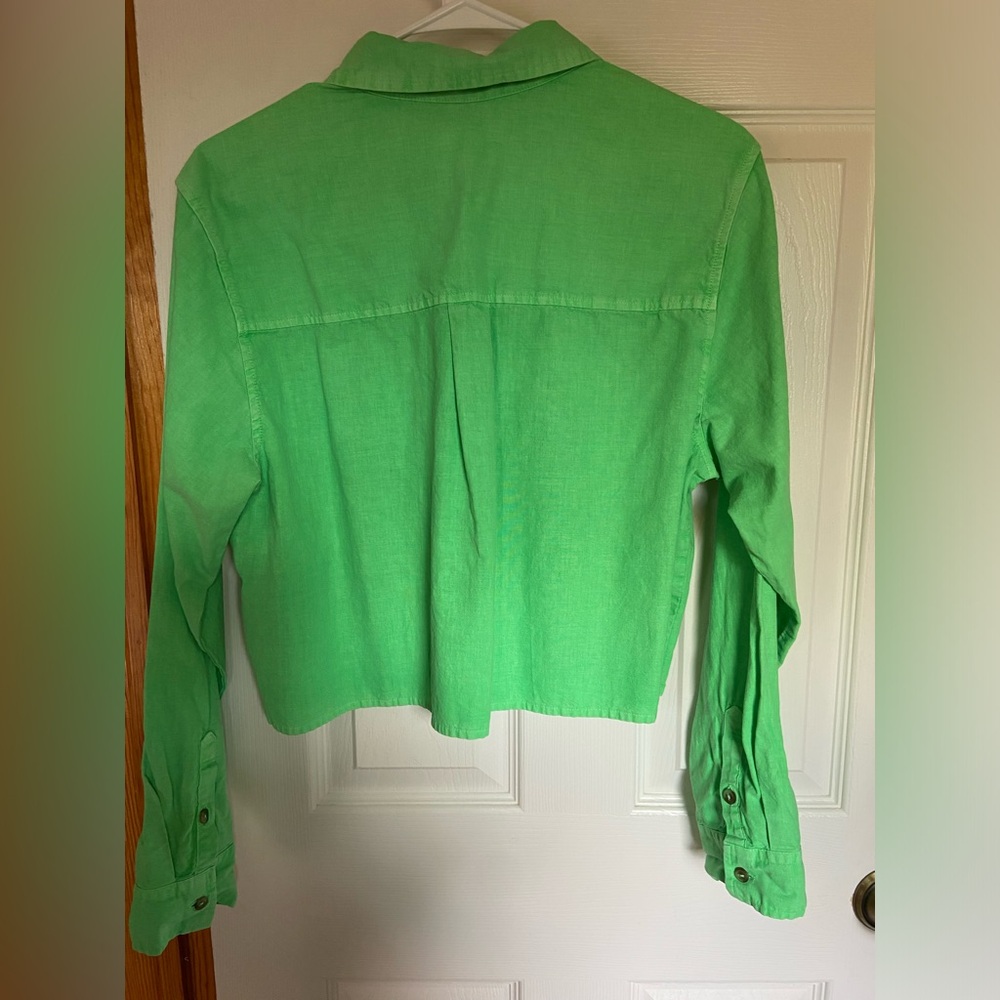 Universal Thread Cropped Button-Up Shirt - Size Large (EUC) - Picture 2 of 4